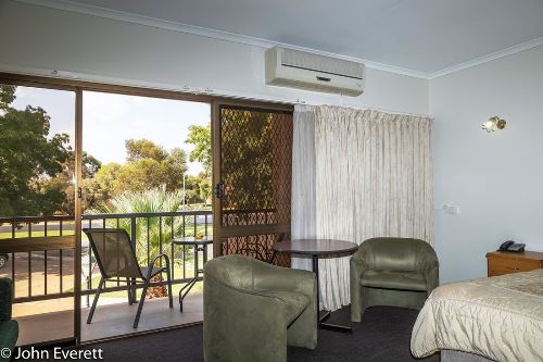 Deluxe Spa Room | Mildura Motor Inn