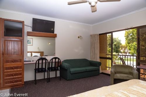 Deluxe Spa Room | Mildura Motor Inn