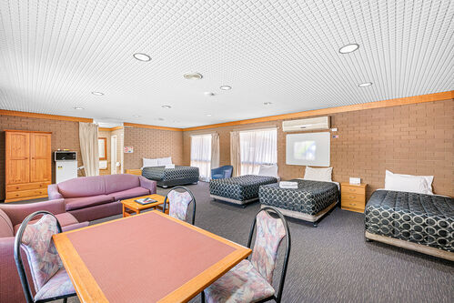 Family Rooms Family Rooms
