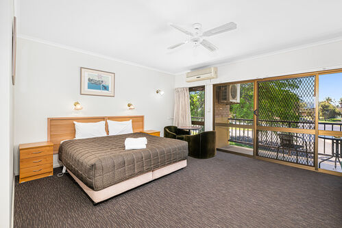 Standard King Room Standard King Room